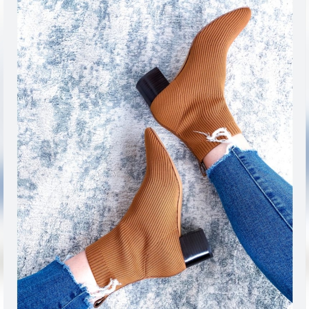 Everlane Tan Ankle Boots